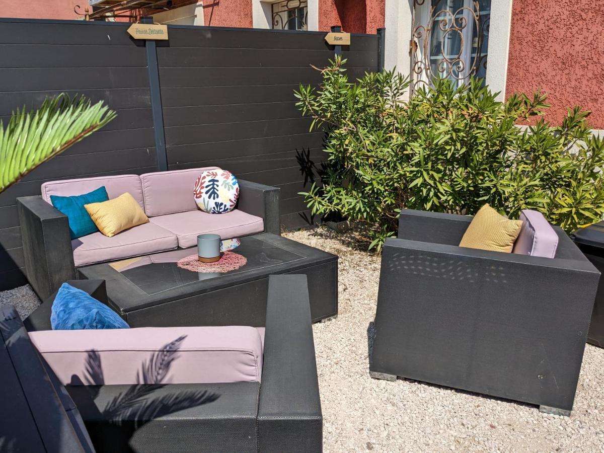 L'Instant Mer - Bord De Mer - Studio Avec Grand Jardin A La Capte Hyères Buitenkant foto